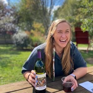 Meet your Posher, Hannah